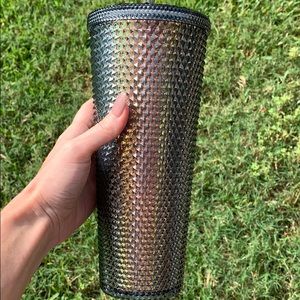 🔥🔥🔥Starbucks studded 2020 tumbler🔥🔥🔥